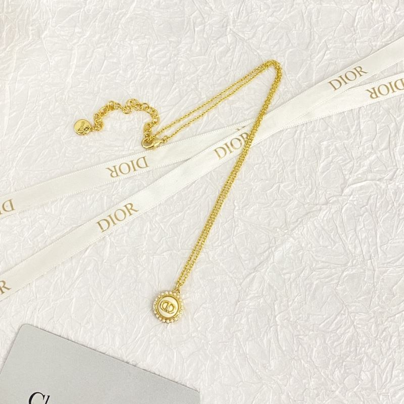 chr1st1an D10r necklaces